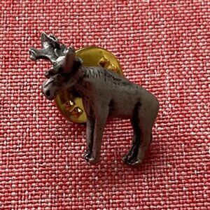 VINTAGE MOOSE PEWTER LAPEL  PIN